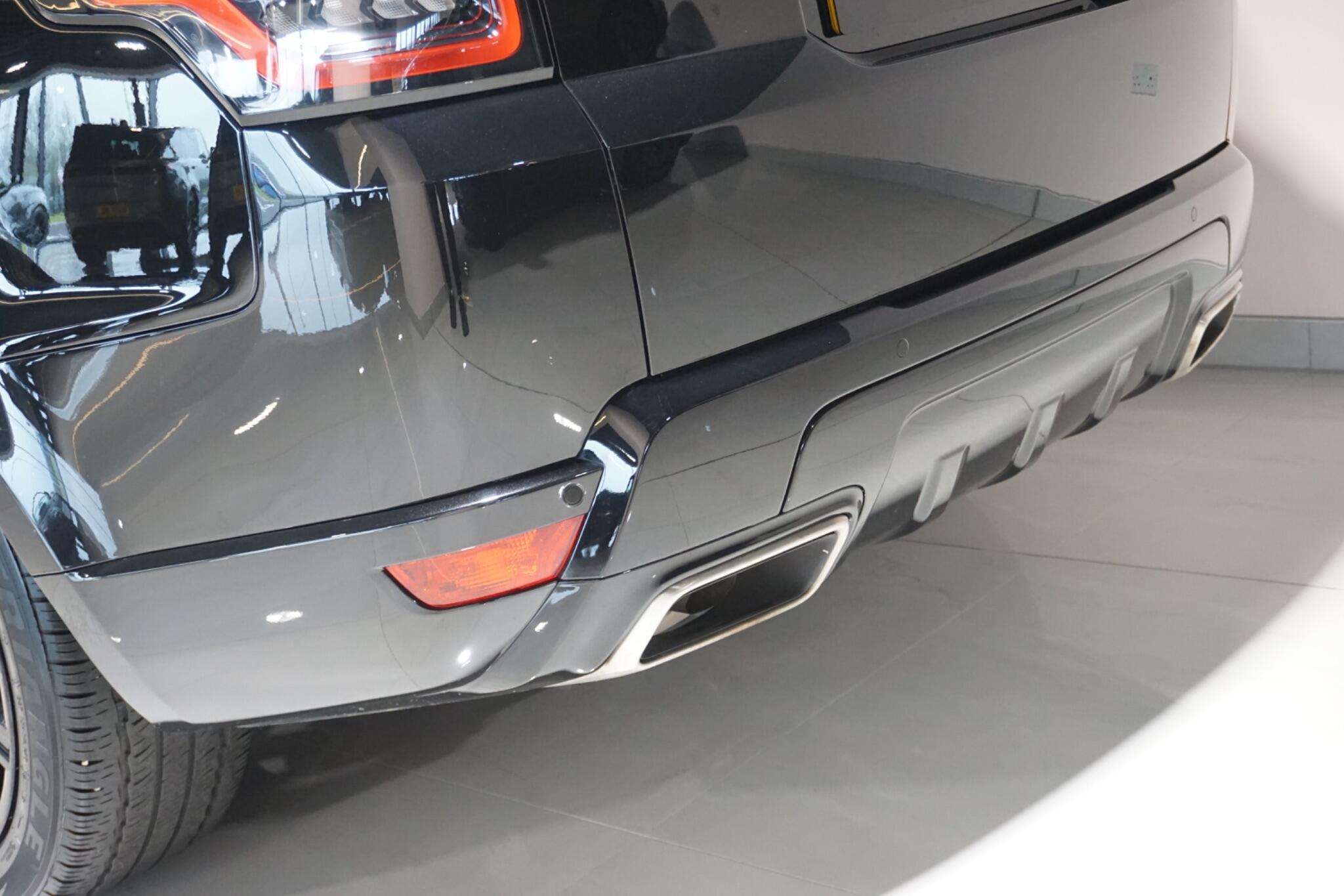 Land Rover Range Rover Sport 2.0 P400e 13.1kWh HSE Dynamic Black SUV 5dr Petrol Plug-in Hybrid Auto 4WD Euro 6 (s/s) (404 ps)